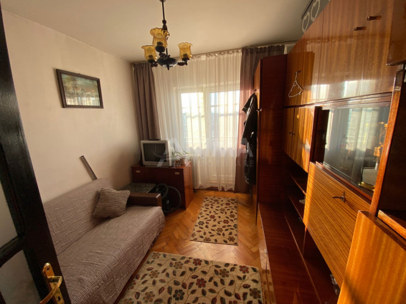Apartament cu 3 camere decomandate, Manastur zona strazii Almasului