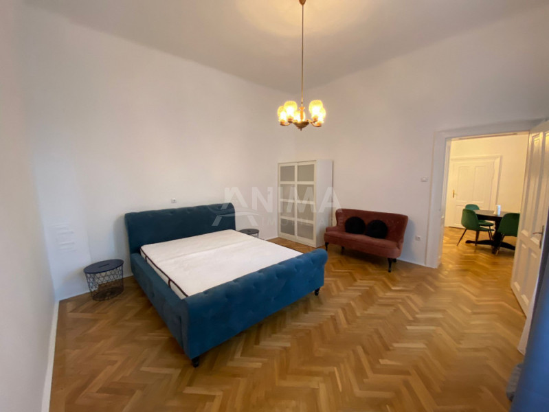 Apartament in casa, zona Piata Cipariu, finisat si mobilat modern