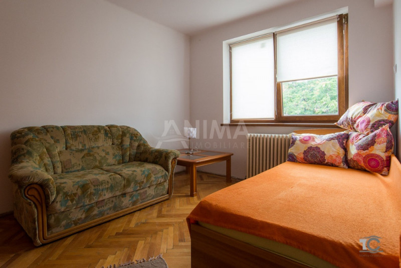Apartament cu 2 camere, 45 mp, zona Centrala (Piata Mihai Viteazu)