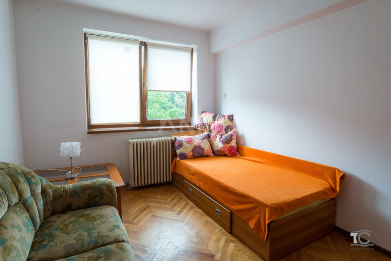 Apartament cu 2 camere, 45 mp, zona Centrala (Piata Mihai Viteazu)