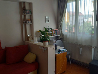 Garsoniera de vanzare in zona strazi Horea