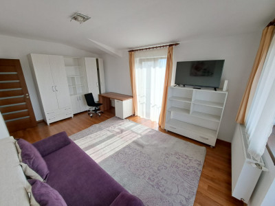 Apartament cu 2 camere decomandate, finisat mobilat, Str.Mircea Eliade