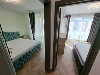 Apartament cu 3 camere, mobilat modern, parcare, boxa, zona Centrala