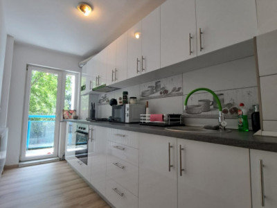 Apartament 3 camere, 2 băi, 2 balcoane, Mănăștur, zona McDonald’s