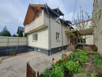 Casă modernă în cartierul Gheorgheni, liniște, confort și accesibilitate