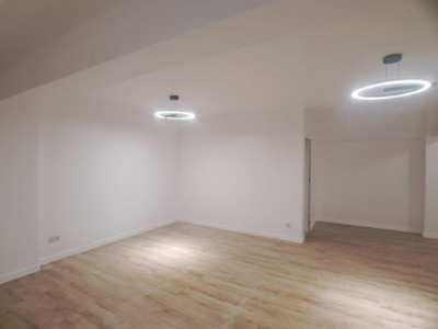 Apartament elegant cu 2 camere pe Strada București, Cluj-Napoca