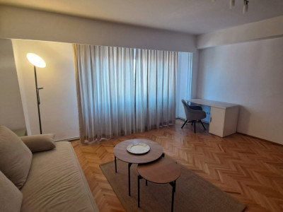 Apartament 3 camere decomandate, 82 mp, Piața Cipariu, parcare