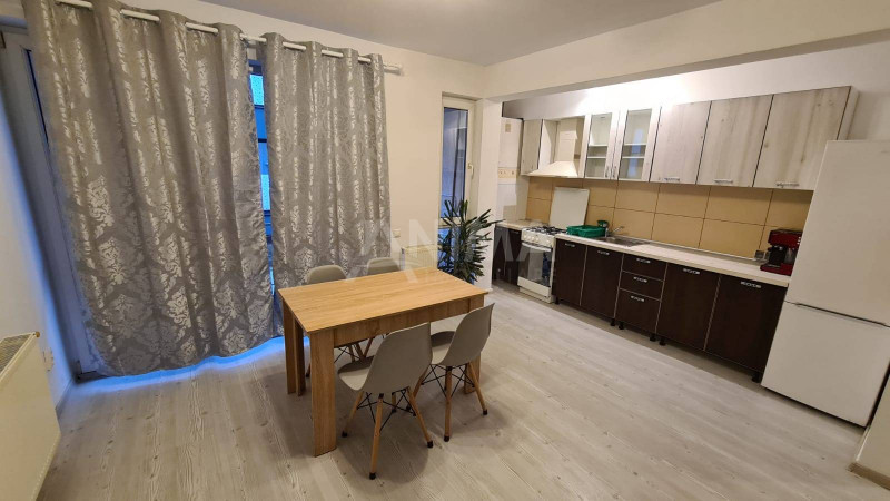 Apartament Cu 2 Camere De Inchiriat, Finisat Si Mobilat Modern, Zona ...